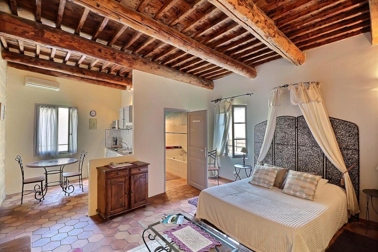 Bastide De La Treille Villa Montaren-et-Saint-Mediers Bagian luar foto